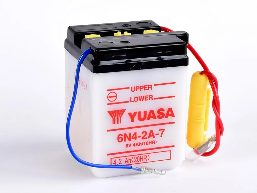 Velmi oblíbený produkt - Konvenční 6V akumulátor bez kyseliny YUASA 6N4-2A-7